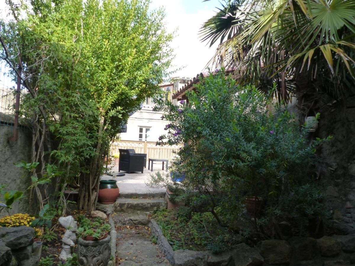 Maison Des Remparts Nichee Sous La Cite Καρκασόν Εξωτερικό φωτογραφία